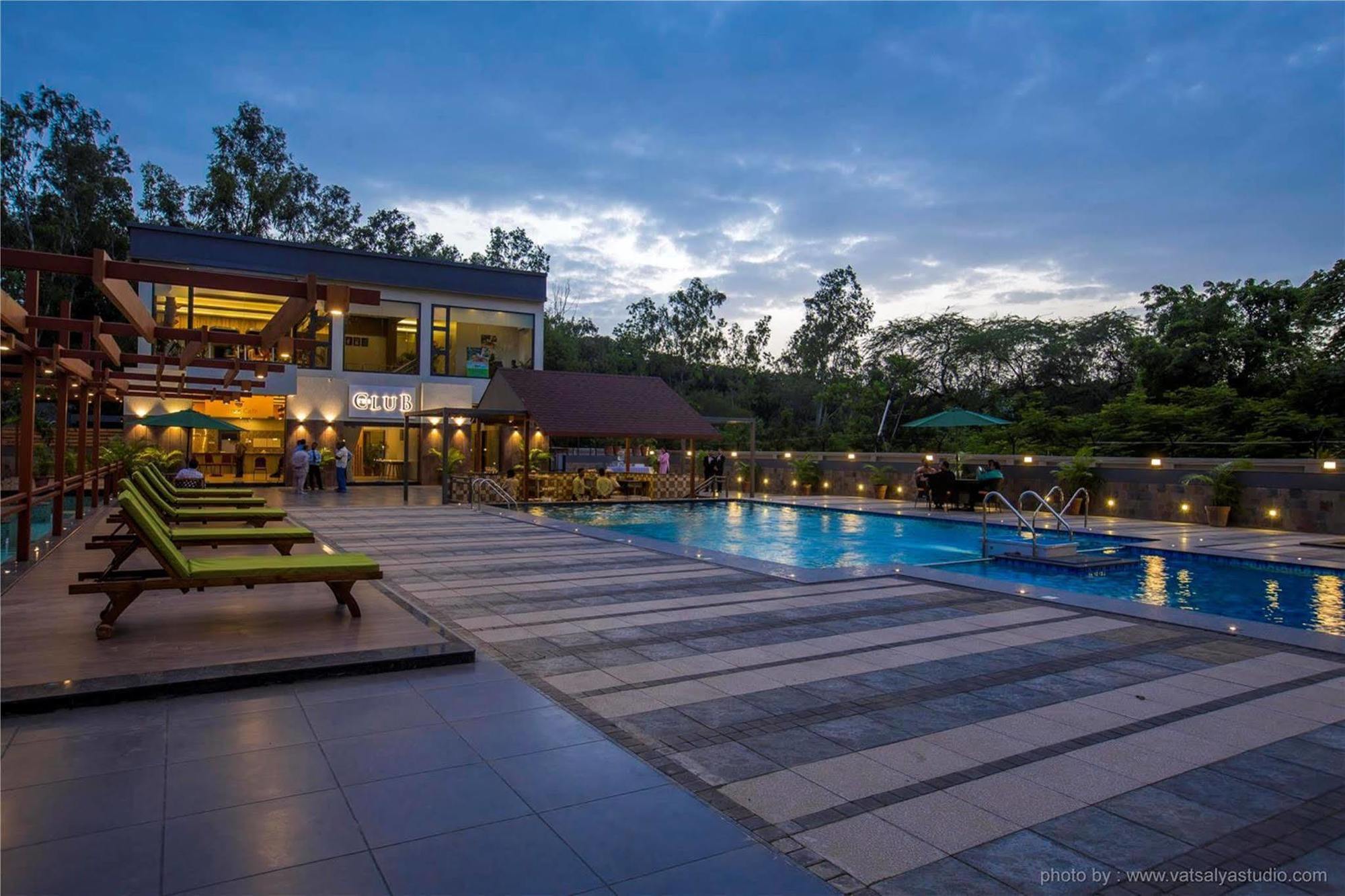 Vits Shalimar, Ankleshwar Exterior foto