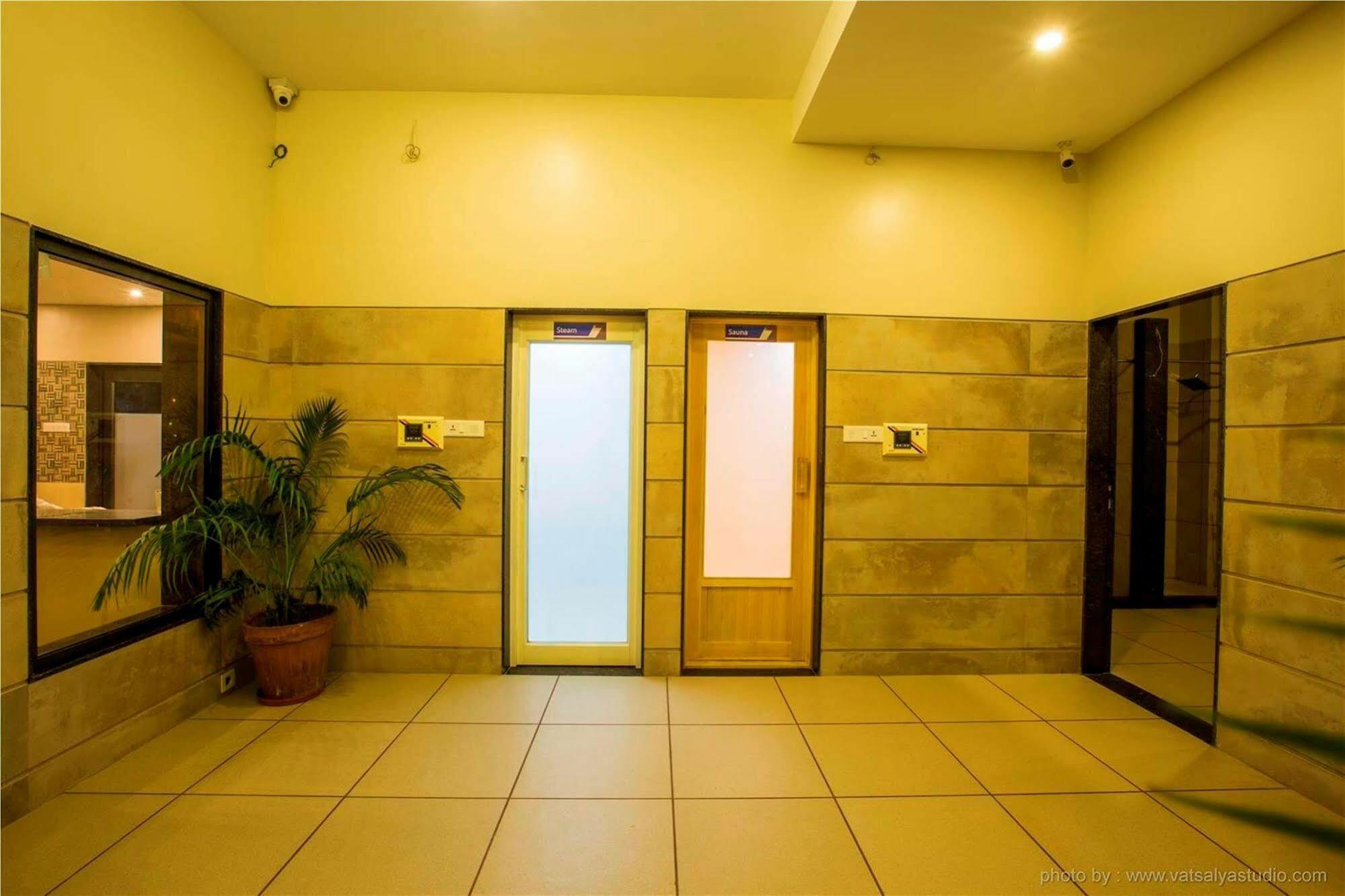 Vits Shalimar, Ankleshwar Exterior foto