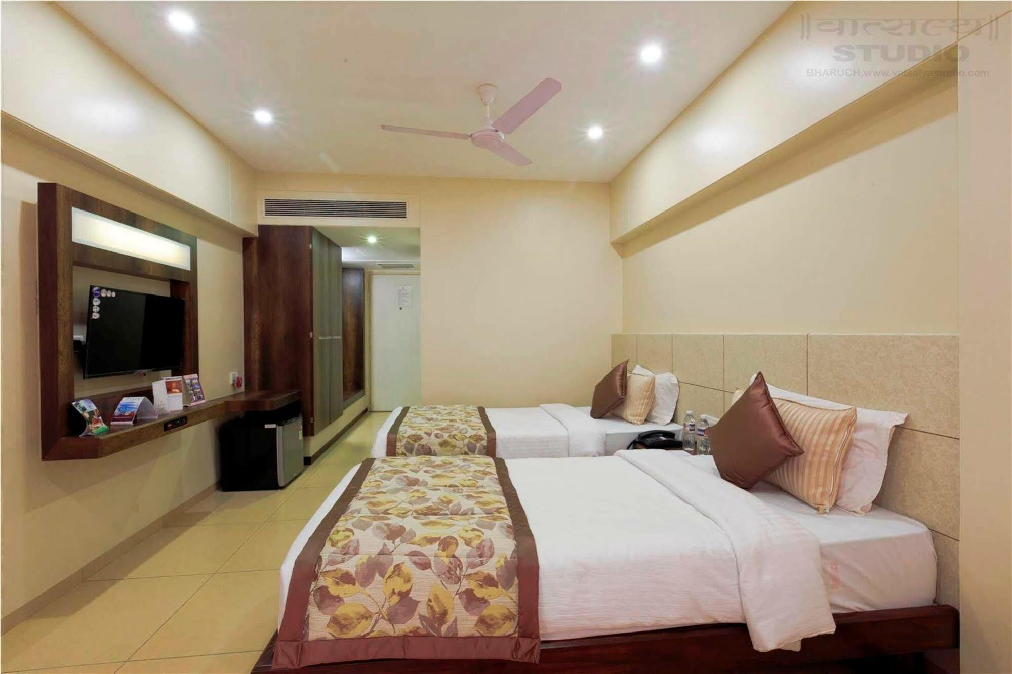 Vits Shalimar, Ankleshwar Exterior foto